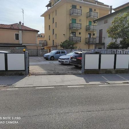 Quito - Dietro Piazza Mazzini - Immobil Relax Lido di Jesolo Ngoại thất bức ảnh